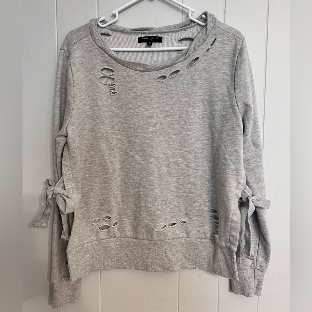 Romeo & Juliet sweatshirt‎ Sz M grey